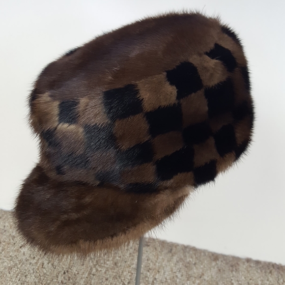Mink Fur Checkerboard Flat Top Cap - Picture 3 of 4